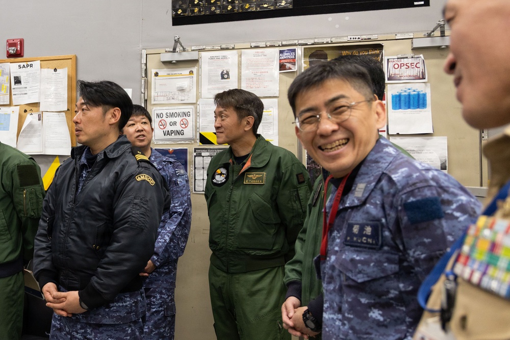 U.S. and Japan forces strengthen alliance