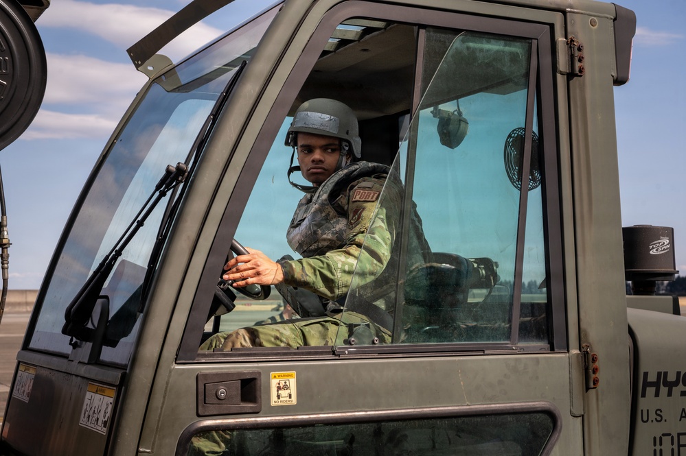 374 LRS, 194 LRS move cargo during BM26