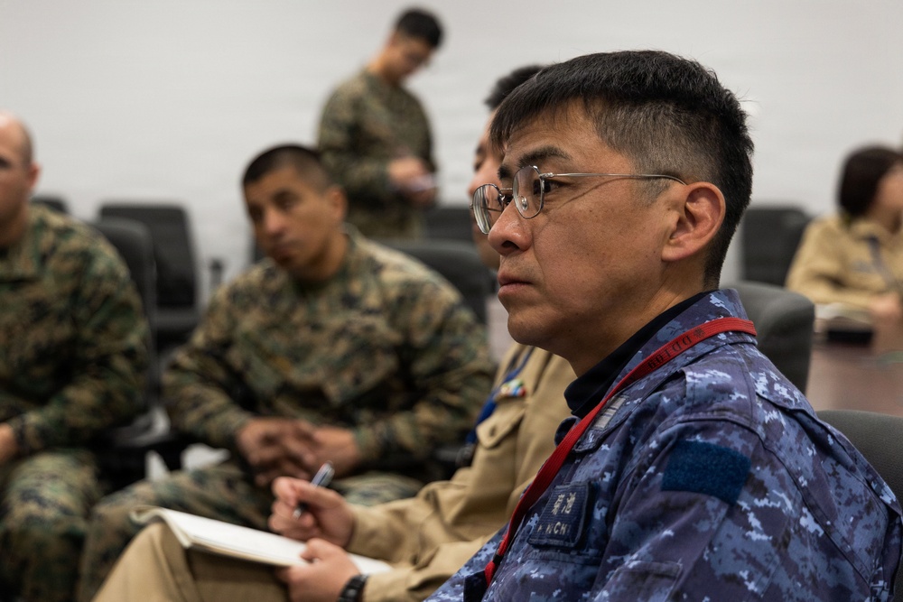 U.S. and Japan forces strengthen alliance