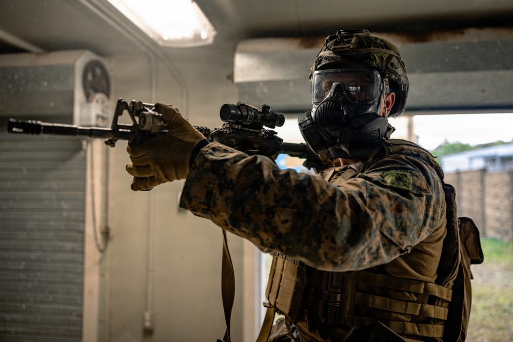 U.S. Marines with 4th LAR Conduct Urban Operations Training