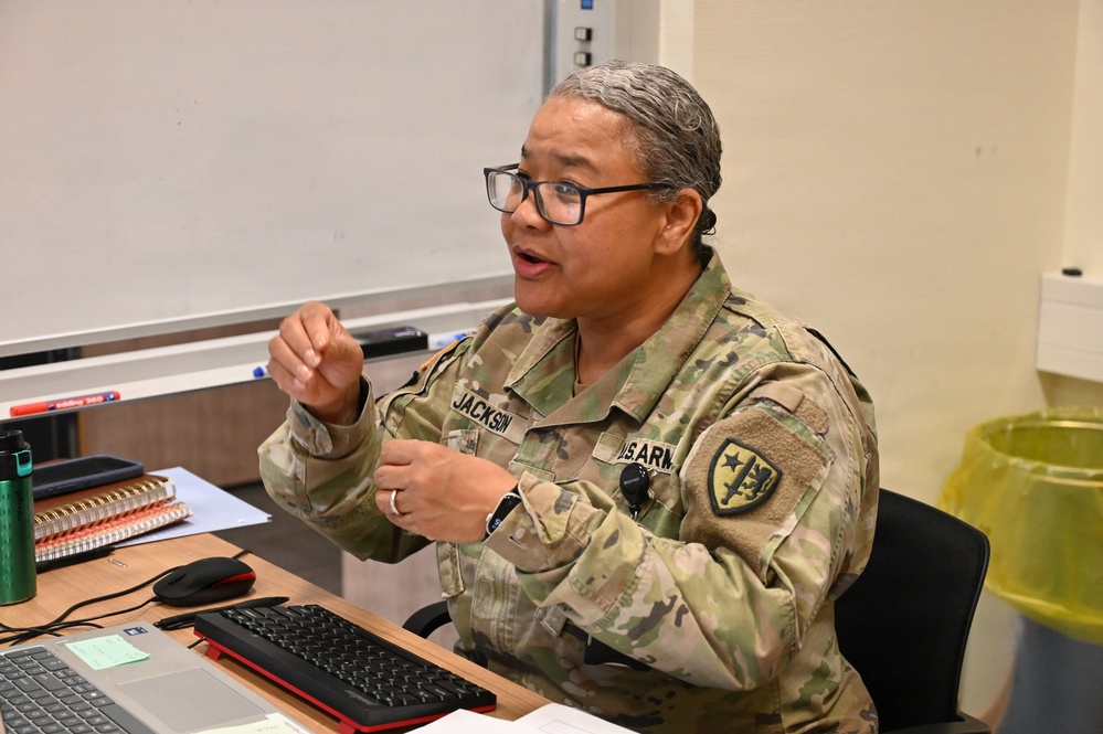 U.S. Army exchange officers build trust, strength within NATO
