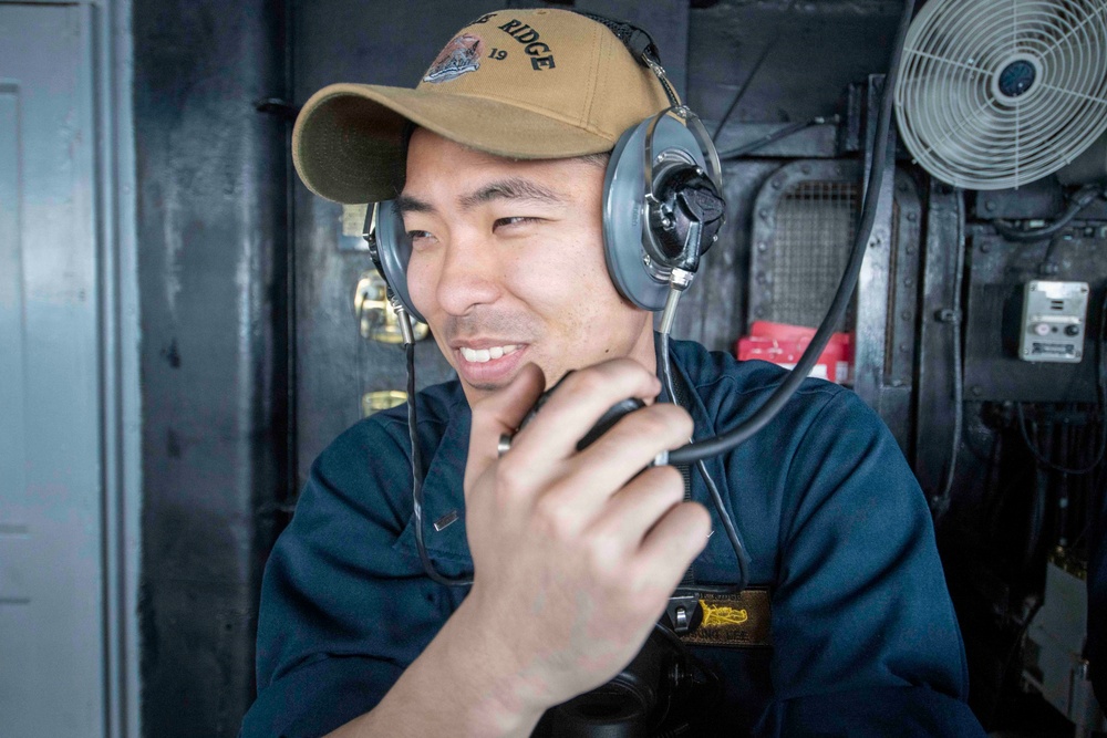 USS Blue Ridge Arrives in Manila, Philippines