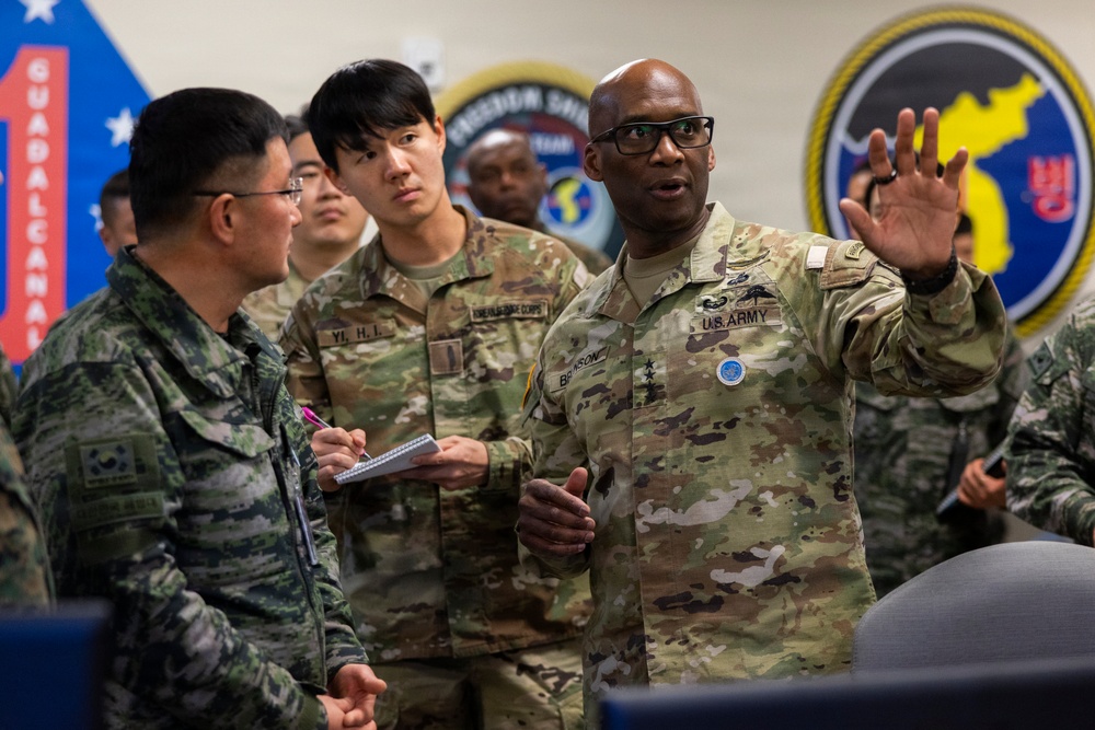 U.S. Marines with 1st MARDIV, foreign partners recognized during Freedom Shield 26