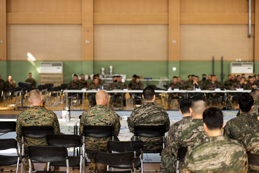 Marines with 1st Marine Division, 1st ROK Marine Division attend ROC drill during Freedom Shield 26