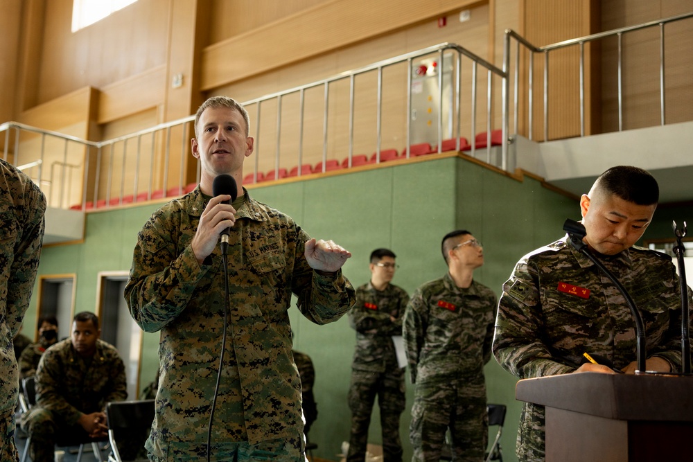 Marines with 1st Marine Division, 1st ROK Marine Division attend ROC drill during Freedom Shield 26