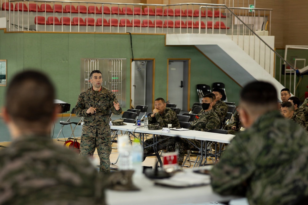 Marines with 1st Marine Division, 1st ROK Marine Division attend ROC drill during Freedom Shield 26