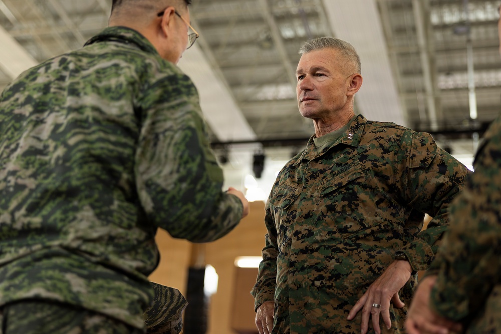 Marines with 1st Marine Division, 1st ROK Marine Division attend ROC drill during Freedom Shield 26