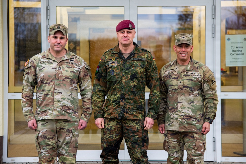 Brig. Gen. Steinhaus visits 7ATC