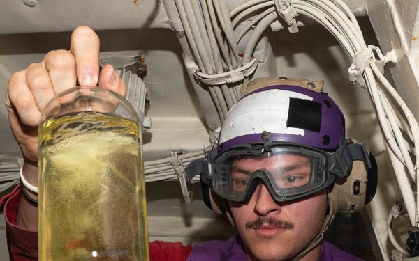 USS Pinckney (DDG 91) supports Operation Epic Fury