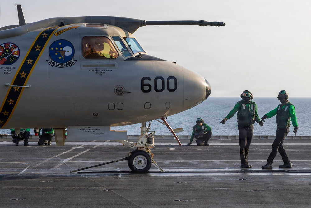 USS Abraham Lincoln (CVN72) supports Operation Epic Fury