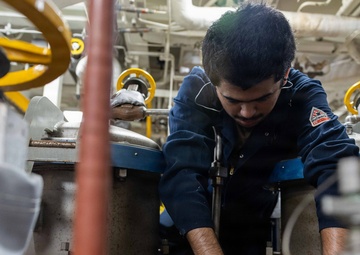 USS Spruance (DDG 111) supports Operation Epic Fury