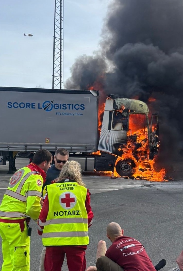 Army chaplain helps rescue burning trucker in Austria