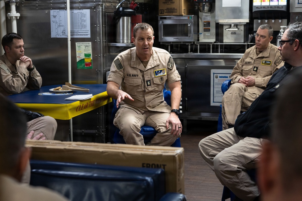 Naval Surface Force Atlantic (COMNAVSURFLANT) Visits Naval Station Mayport