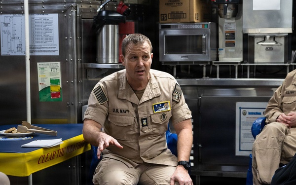 Naval Surface Force Atlantic (COMNAVSURFLANT) Visits Naval Station Mayport