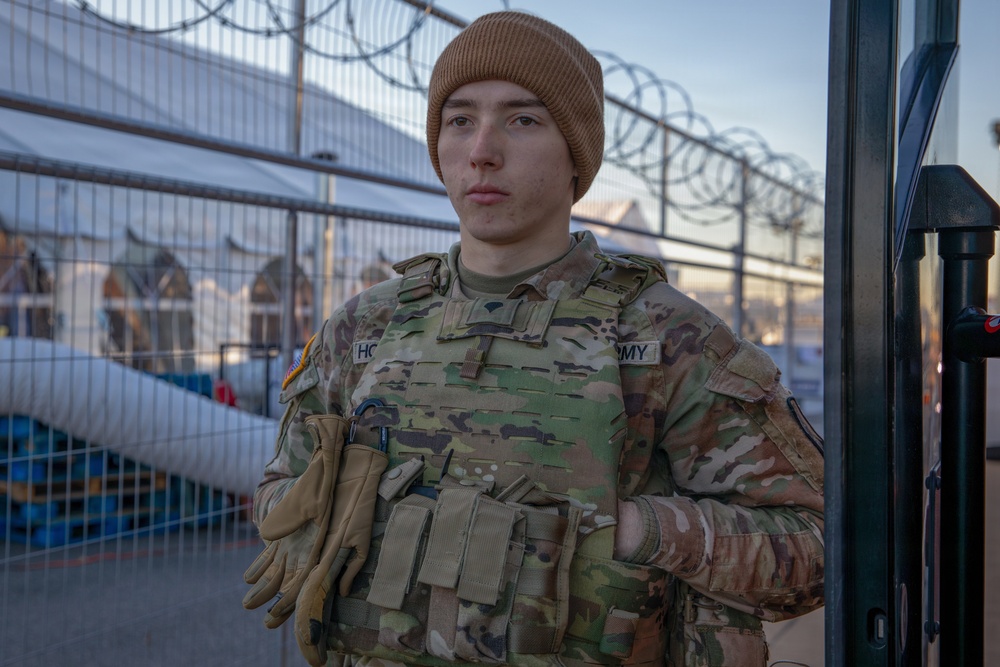 Mississippi National Guard Soldiers prepare to patrol in Washington, D.C.
