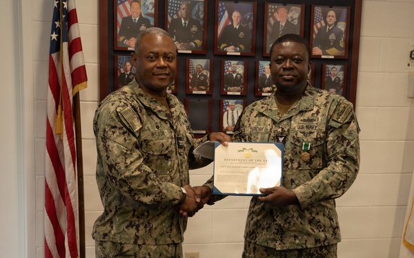 NAVSUP FLC Jacksonville ELRT Sailors receive awards