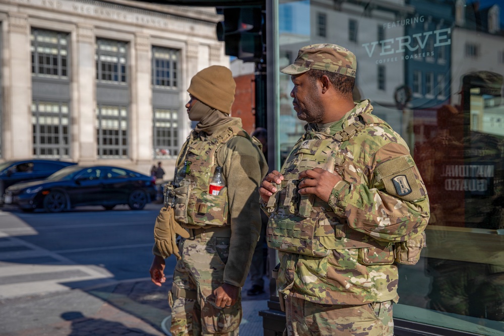 Mississippi National Guard Soldiers patrol in Washington, D.C.