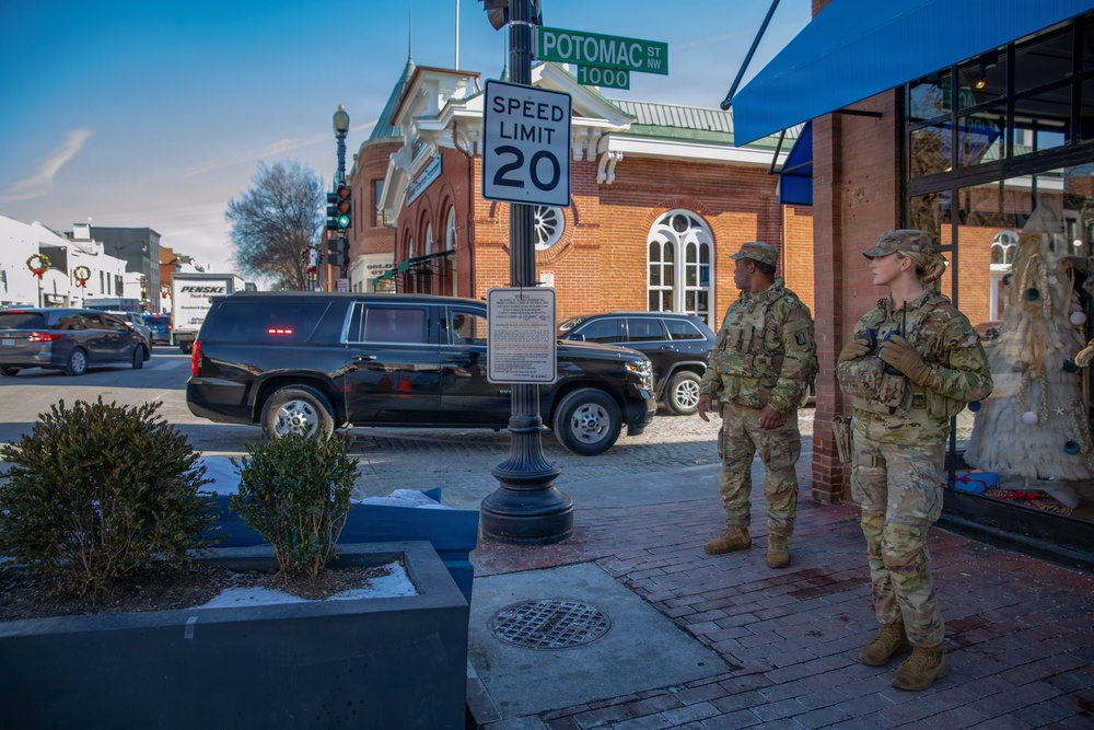 Mississippi National Guard Soldiers patrol in Washington, D.C.