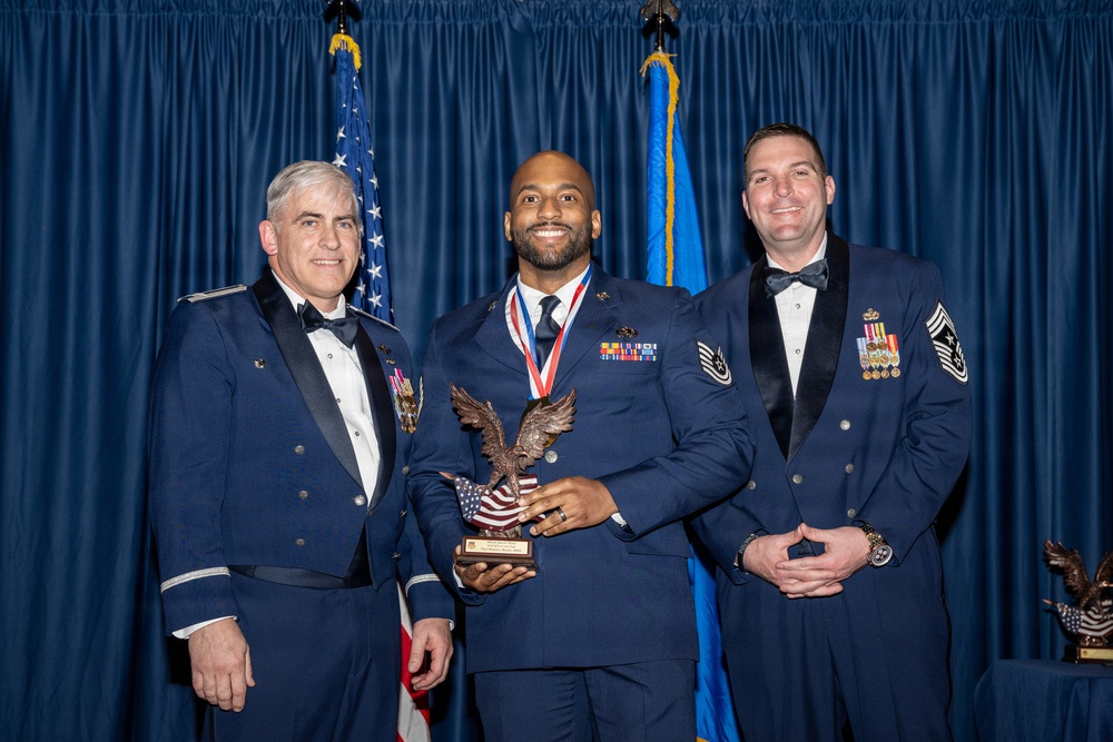445th AW holds 2025 Annual Awards Banquet