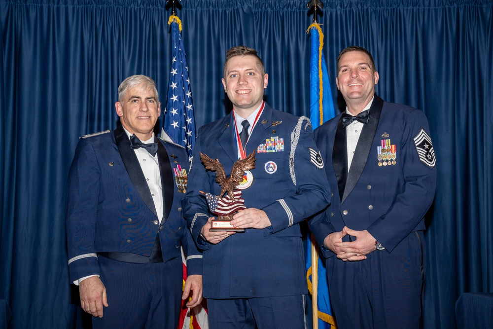 445th AW holds 2025 Annual Awards Banquet