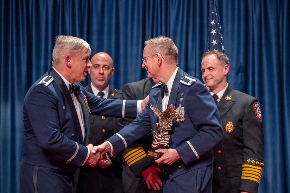 445th AW holds 2025 Annual Awards Banquet