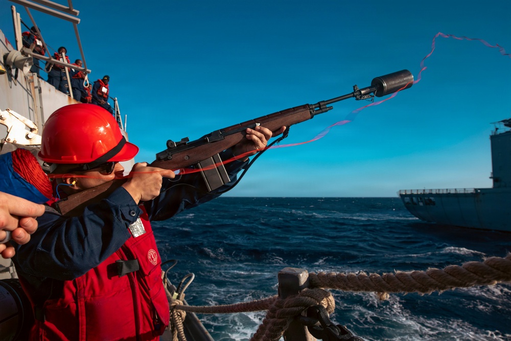 USS Winston S. Churchill RAS