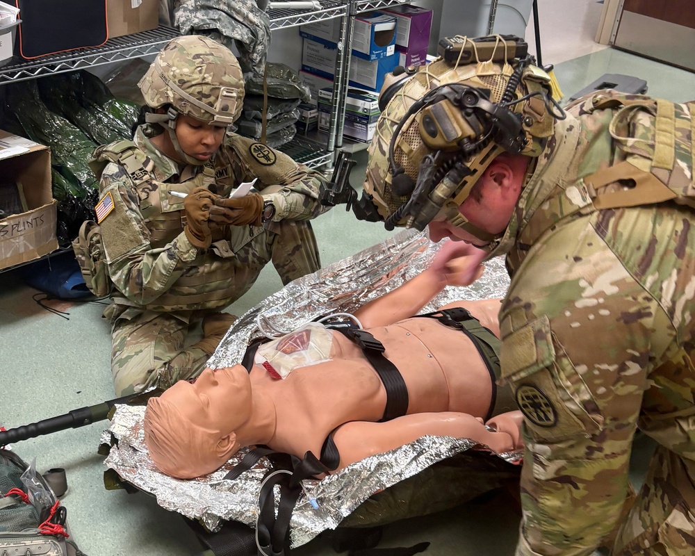 Munson helps Combat Medics Sustain Critical Skills Through 68W Training