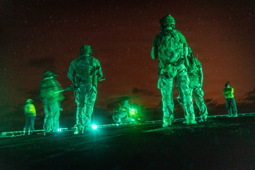 22ND MEU (SOC) | MSPF and MSRT Conduct Aerial Night Sniper Live-Fire