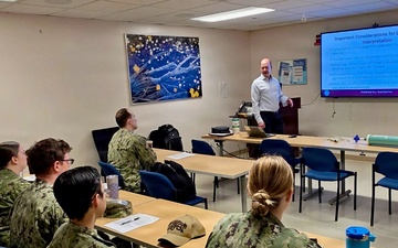 Twentynine Palms Sailors earn spirometry certification to safeguard respiratory health