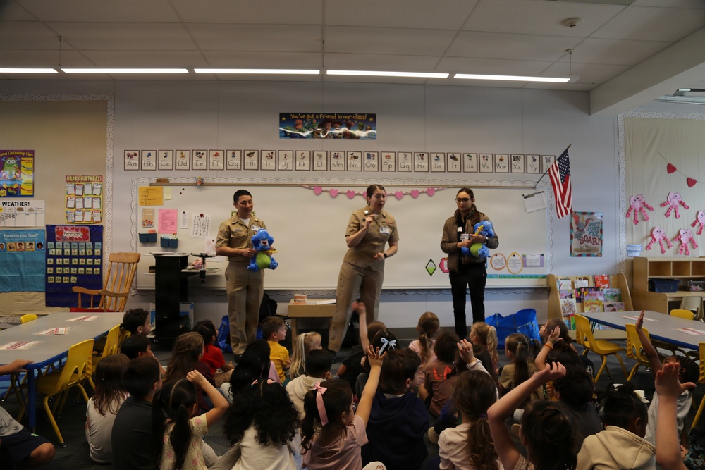 Lemoore Military Kids Learn to Defeat Cavities with Help from Navy Dentists