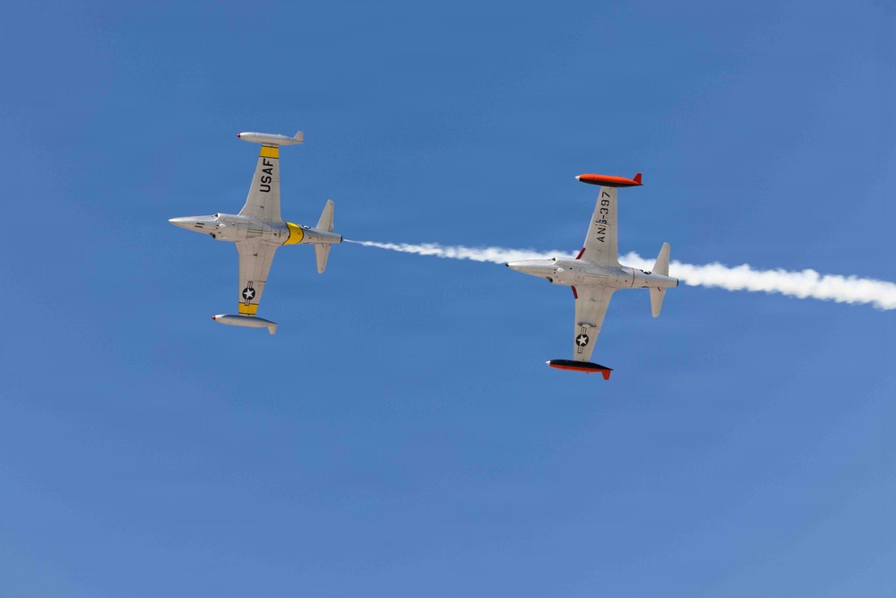 Marine Corps Air Station Yuma 60th Annual Airshow - Practice Day