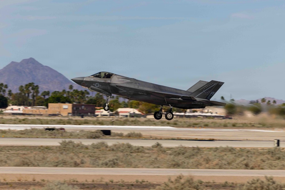 Marine Corps Air Station Yuma 60th Annual Airshow - Practice Day