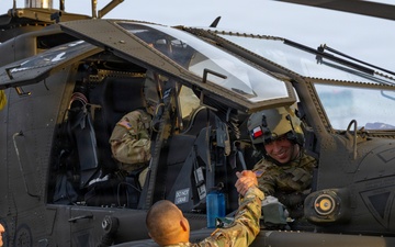 1st AD CAB receives its first AH‑64E Apache Helicopters