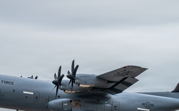 U.S., Japan strengthen joint airborne operations during Airborne 26