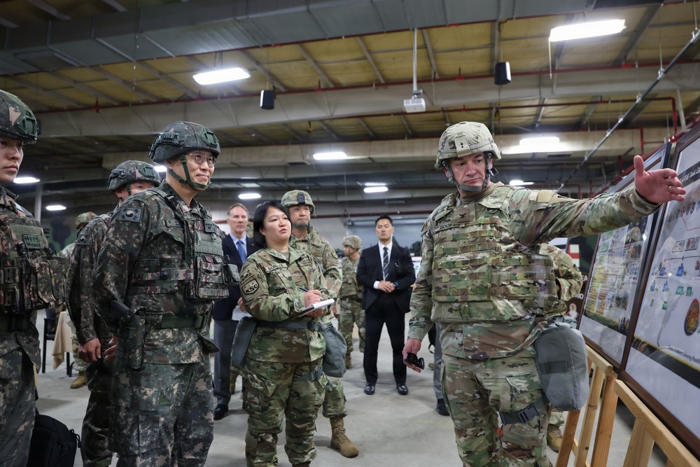 Republic of Korea Army Chief of Staff visited APS-4
