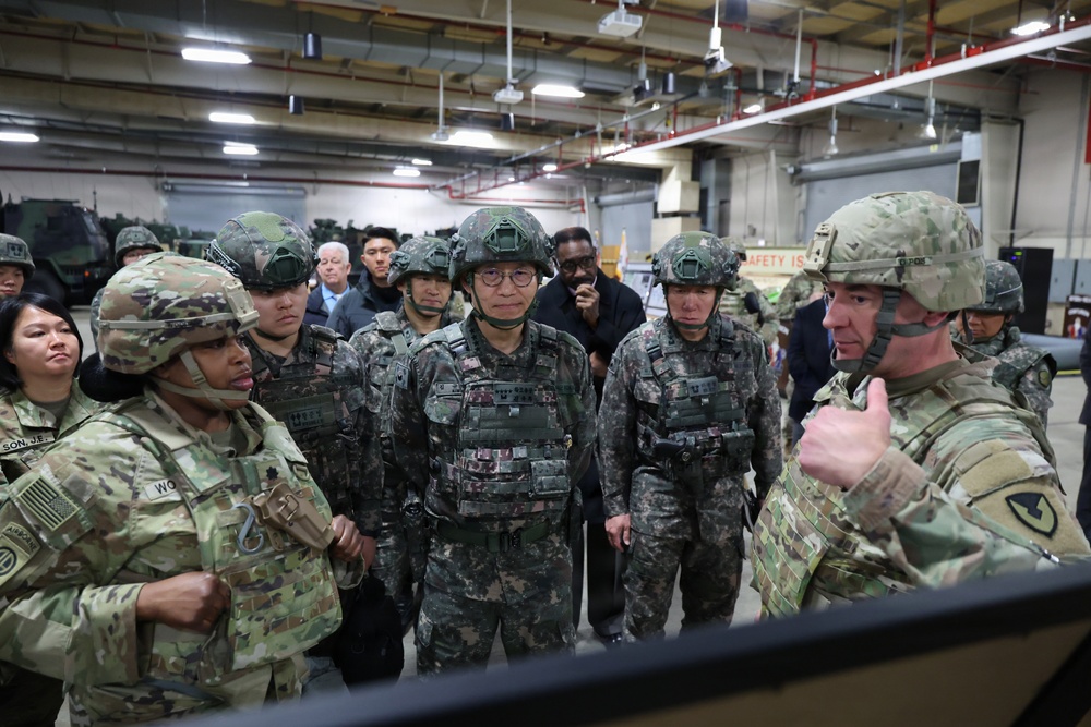Republic of Korea Army Chief of Staff visited APS-4