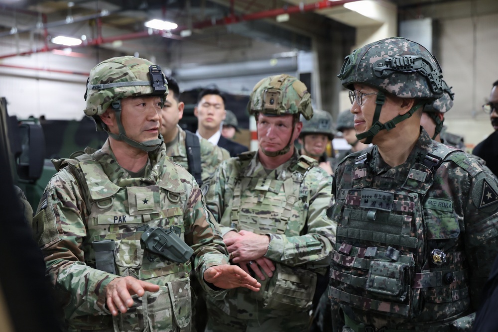 Republic of Korea Army Chief of Staff visited APS-4