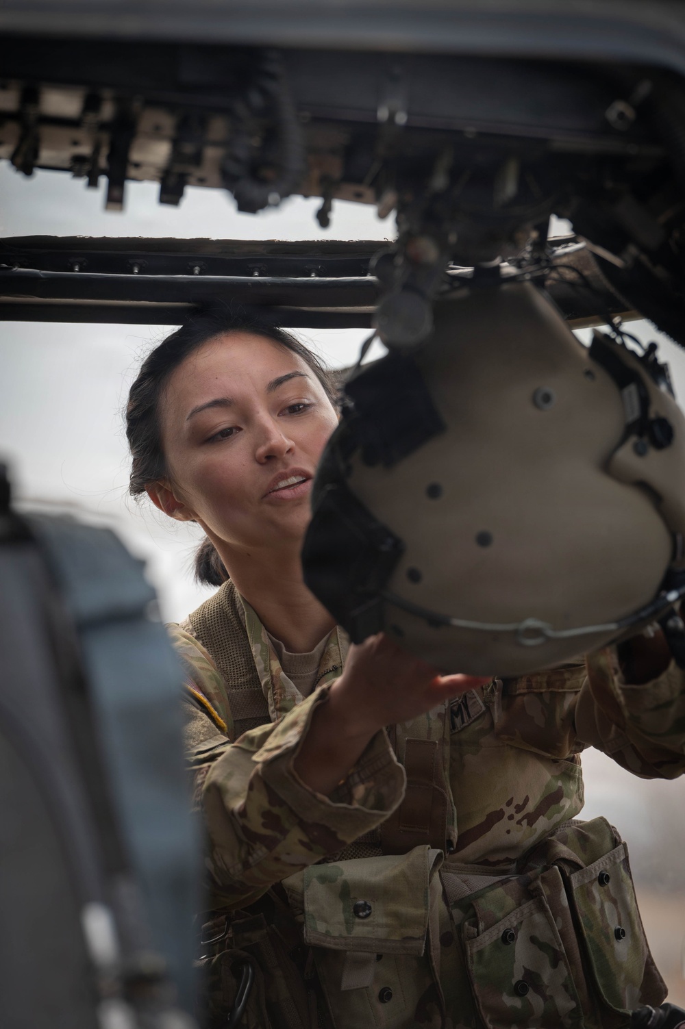 3-2 GSAB Conducts Sling Load Operations in Support of Engineers During Freedom Shield