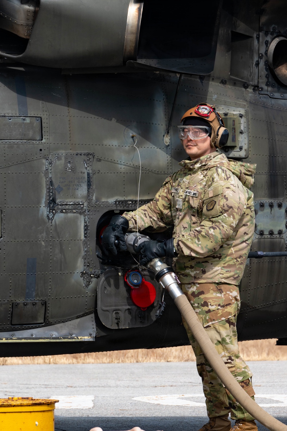 3-2 GSAB Conducts Sling Load Operations in Support of Engineers During Freedom Shield