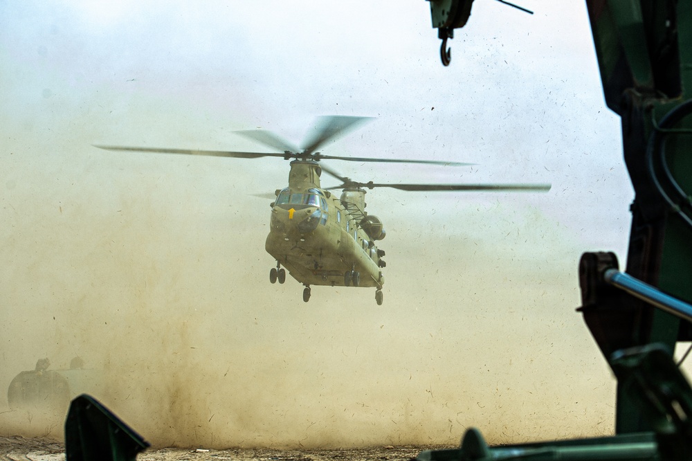 3-2 GSAB Conducts Sling Load Operations in Support of Engineers During Freedom Shield