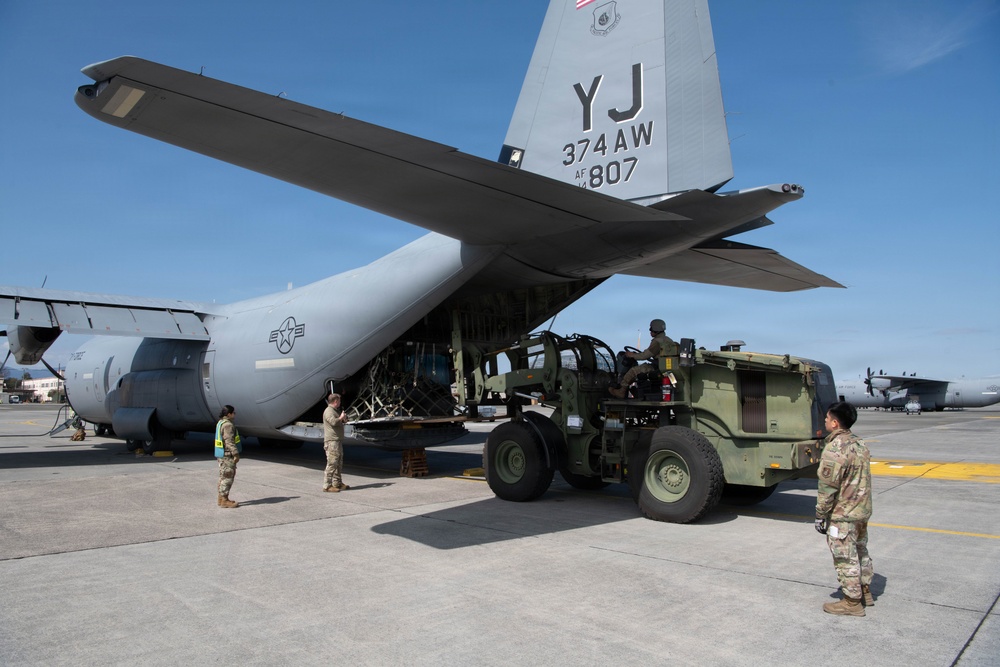 374 AW simulates deployment of personnel, cargo for BM26