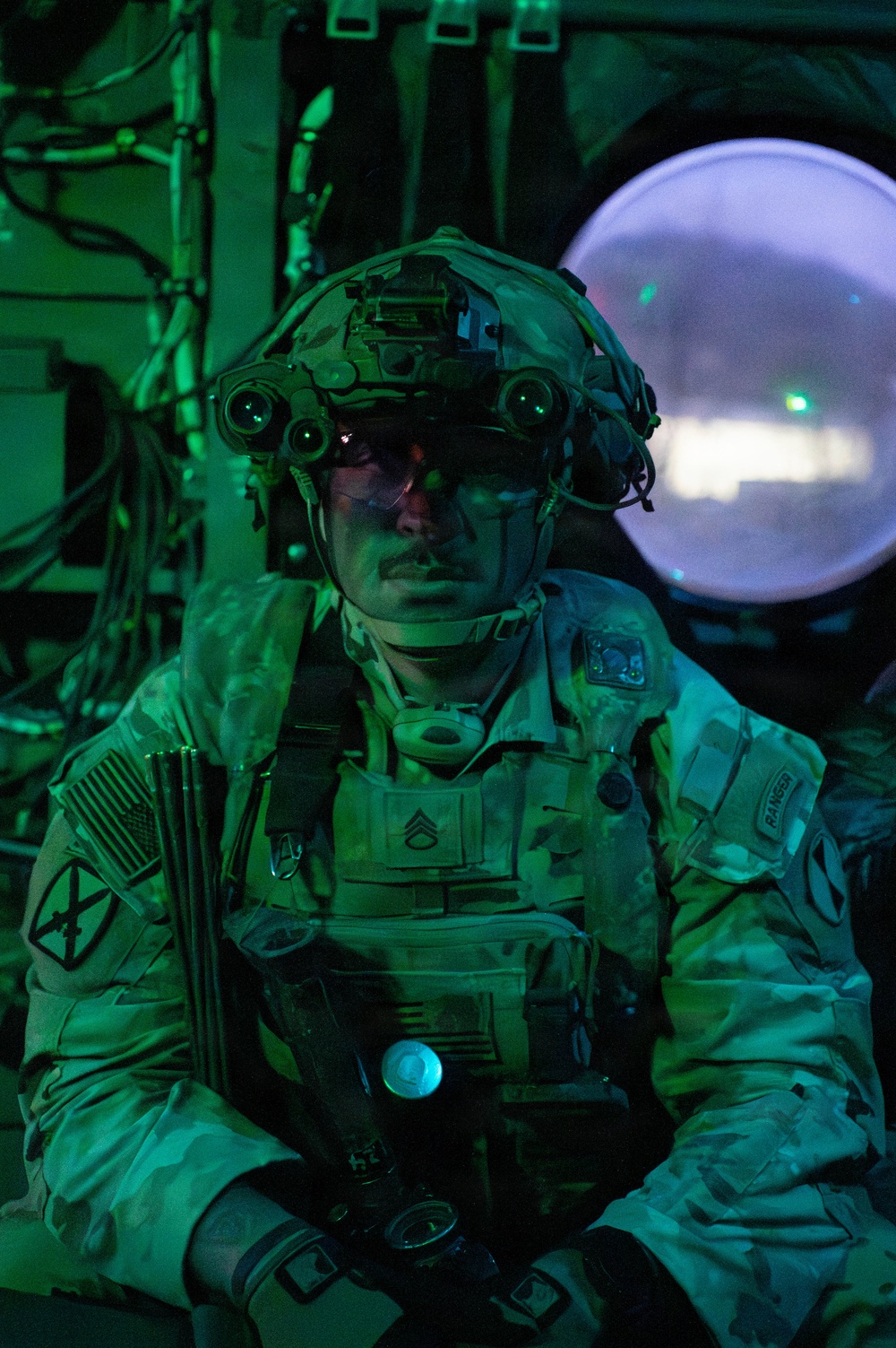 2nd Combat Aviation Brigade Conducts Combined Air Assault Training