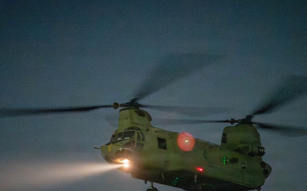 2nd Combat Aviation Brigade Conducts Combined Air Assault Training