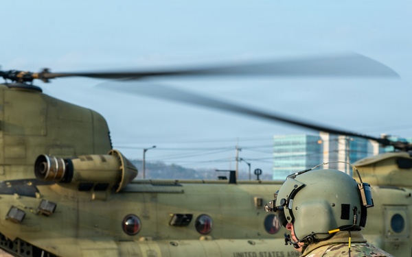 2nd Combat Aviation Brigade Conducts Combined Air Assault Training