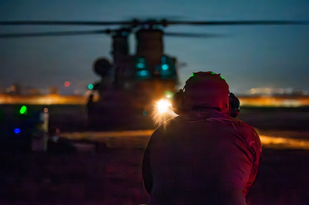 2nd Combat Aviation Brigade Conducts Combined Air Assault Training