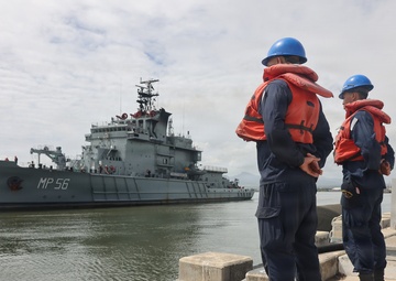 Ecuadorian naval ship BAE Jambeli arrives at JBPHH