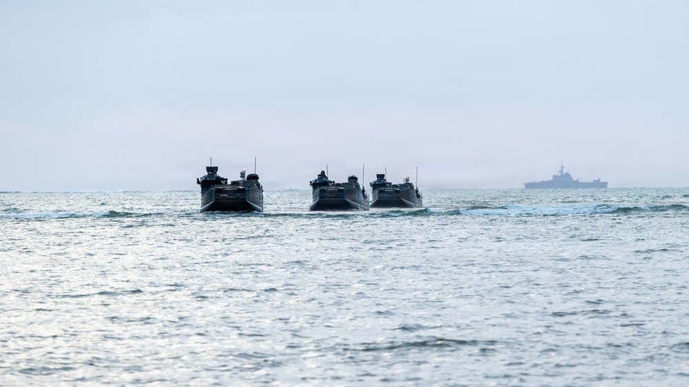 U.S., Japan Amphibious Tactical Vehicle Landings