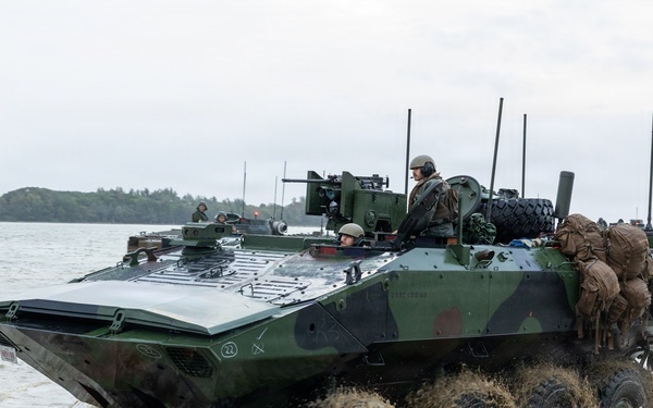 U.S., Japan Amphibious Tactical Vehicle Landings