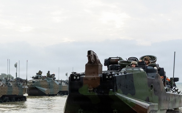 U.S., Japan Amphibious Tactical Vehicle Landings
