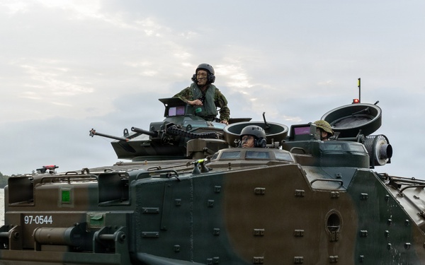 U.S., Japan Amphibious Tactical Vehicle Landings